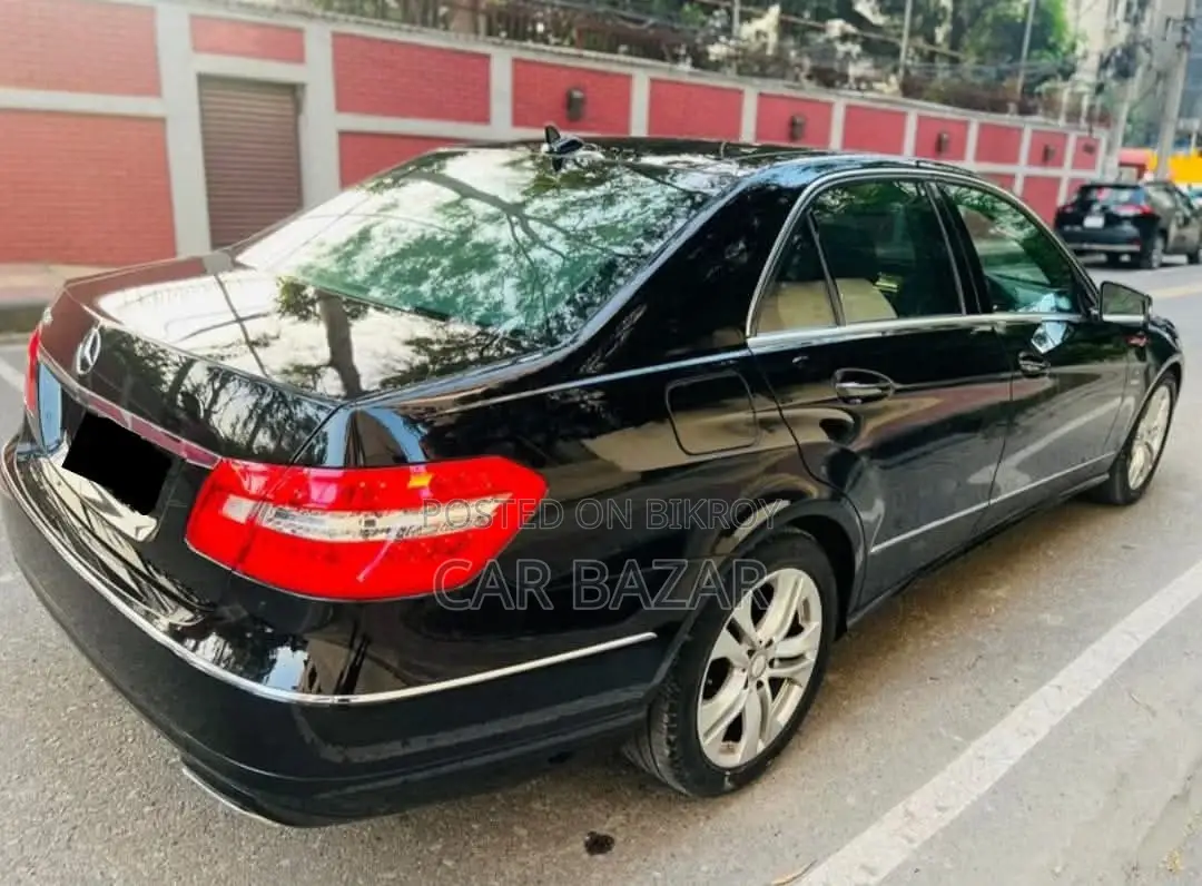 Mercedes-Benz E-Class E250 CGI SUNROOF 2011