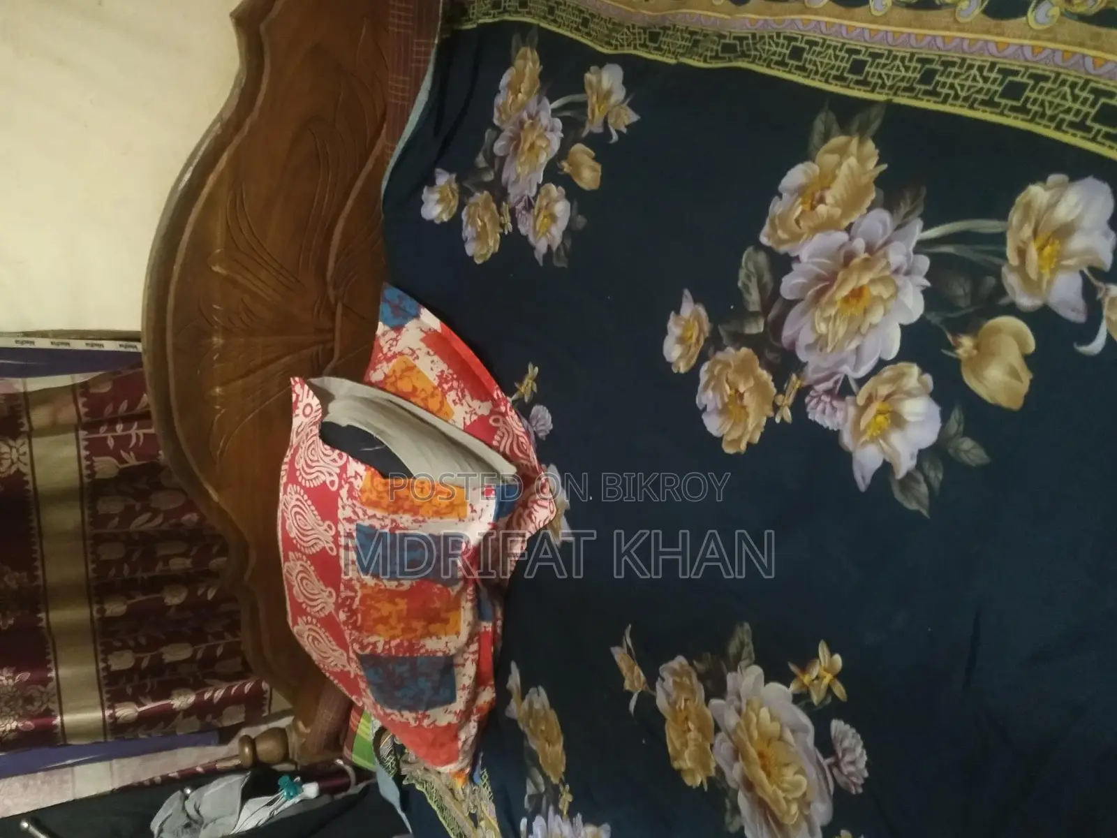 পুরাতন খাট বিক্রি হবে সাথে তোষক আছে