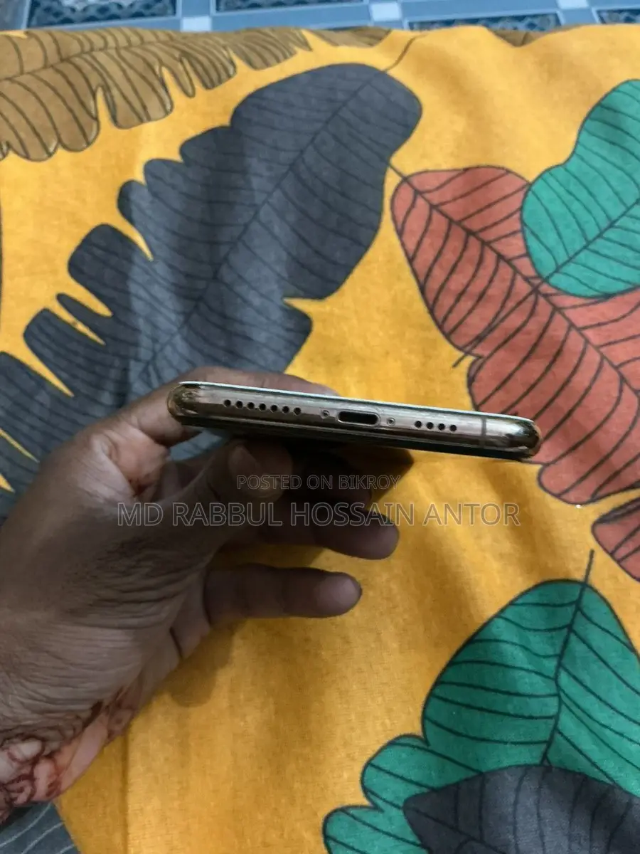 Apple iPhone 11 Pro Max (ব্যবহৃত)