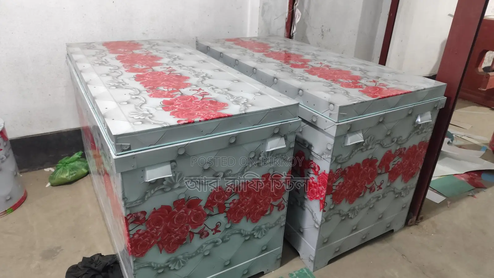 New sturdy steel storage box (trunk) with excellent design for sale