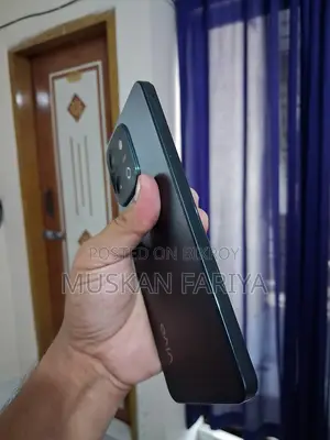 Vivo Y28 (6/128)GB (Used)