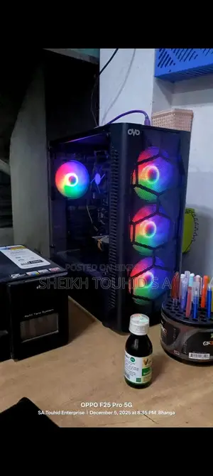 Desktop computer