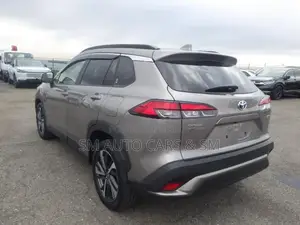 Toyota Corolla Cross Z Bronze Hardtop 2022