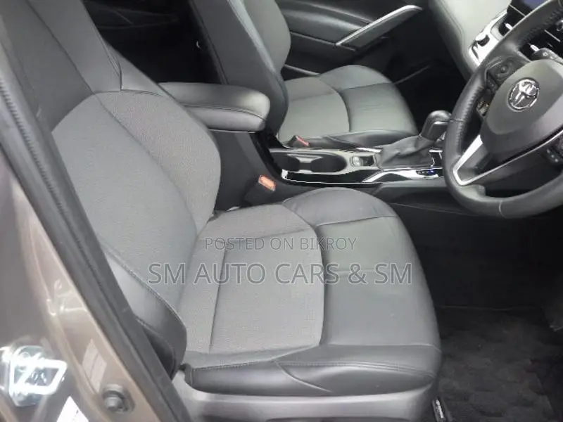 Toyota Corolla Cross Z Bronze Hardtop 2022