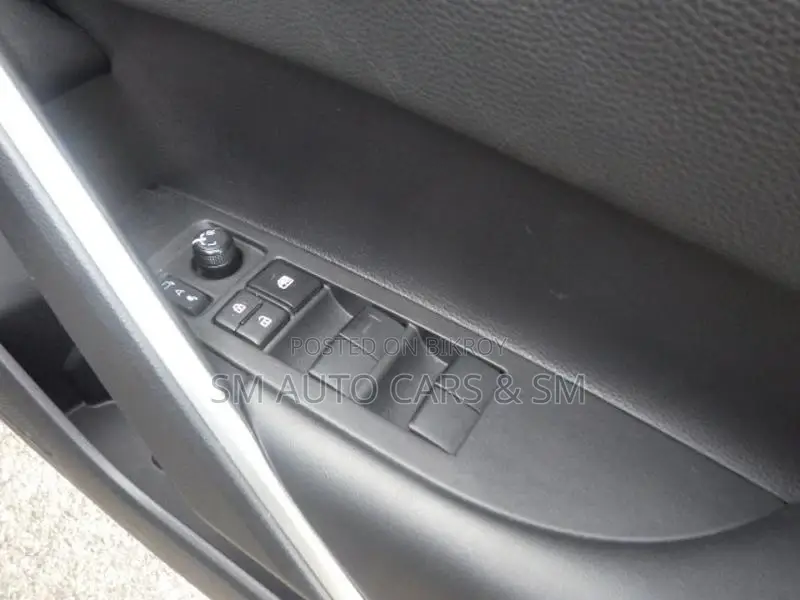 Toyota Corolla Cross Z Bronze Hardtop 2022