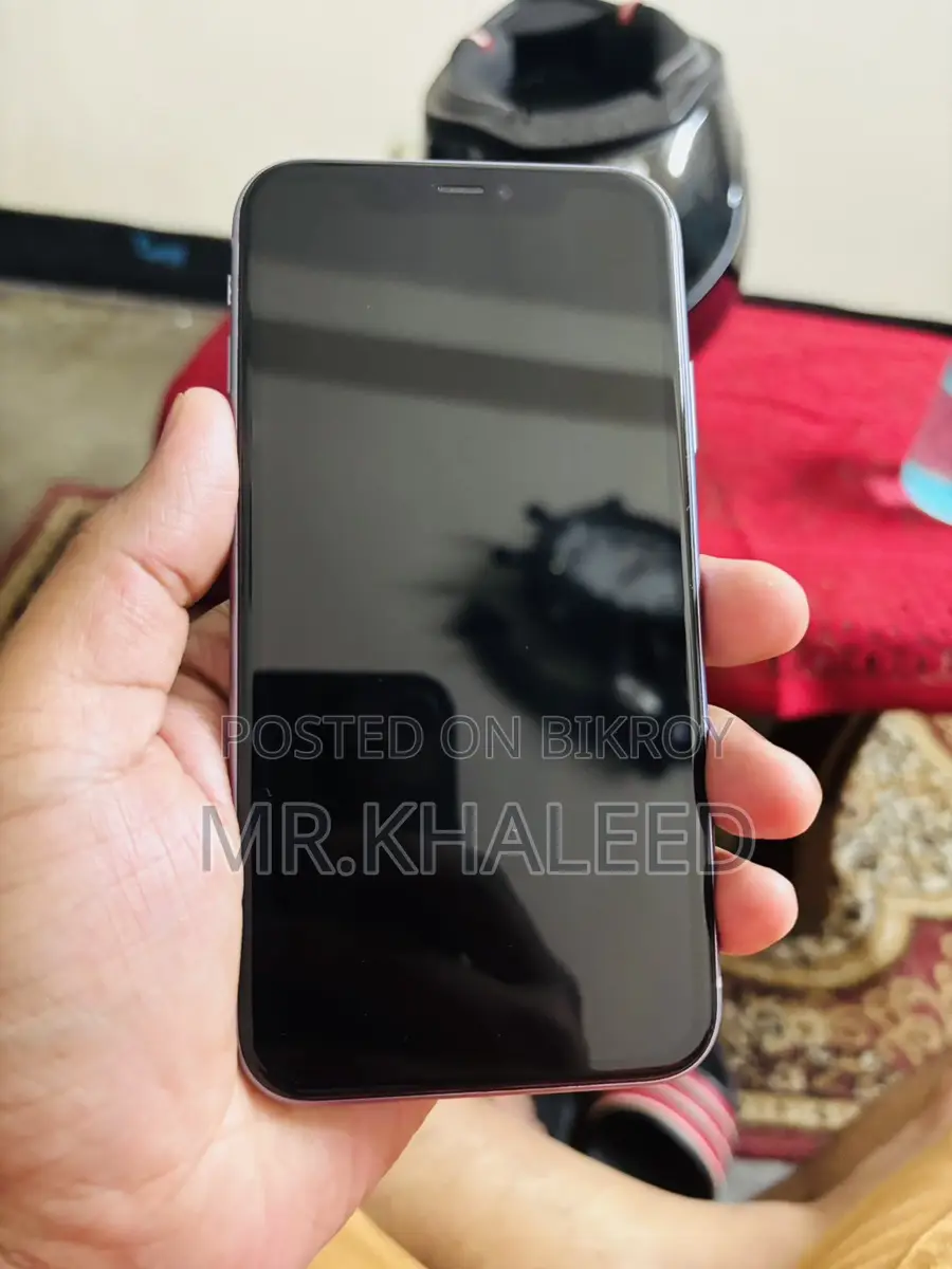Apple iPhone 11 (Used)