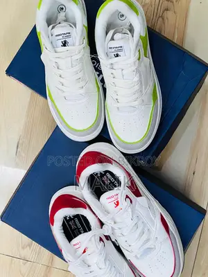 Stylish & Comfortable Casual Sneakers for Everyday Wear