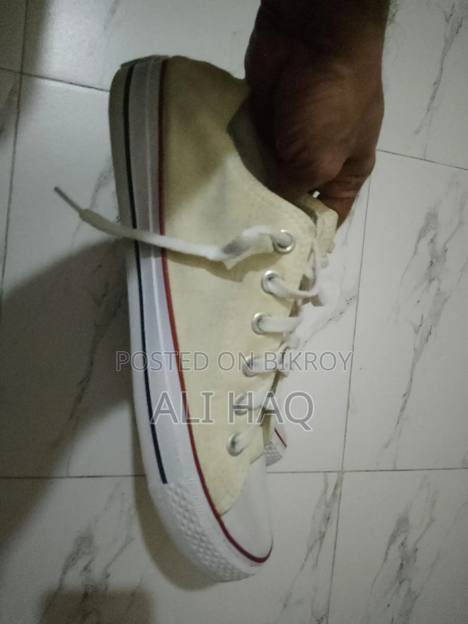 Men's sneakers