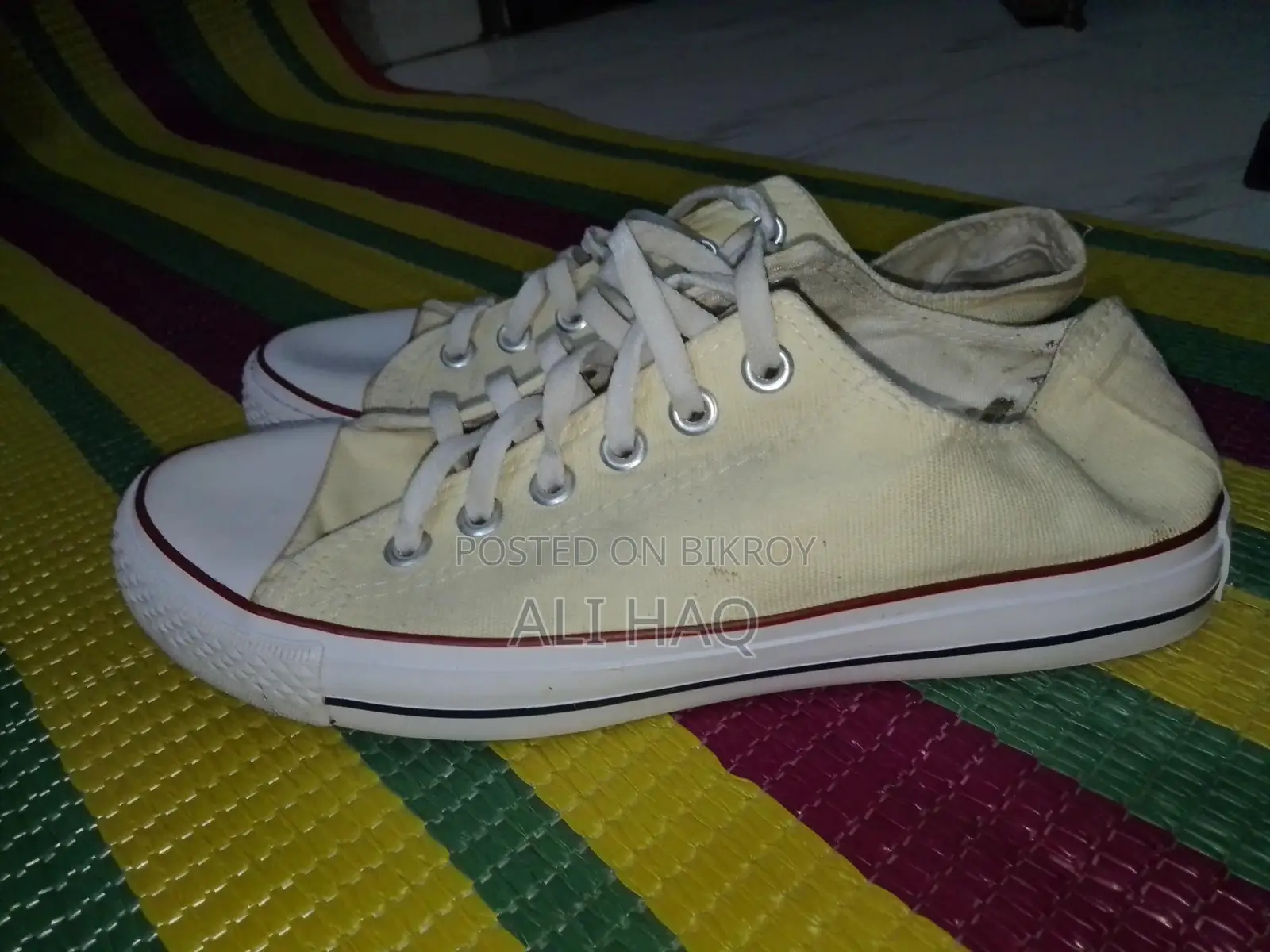 Men's sneakers