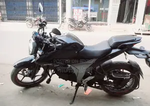 Suzuki Gixxer . 2021