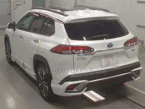 টয়োটা করোলা ক্রস জেড পার্ল ফুল অপশন ২০২১