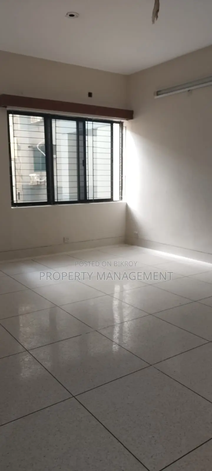 2500Sqft Unfurnished Apartment Rent 3Bed 4Bath Gulshan1 Nice View