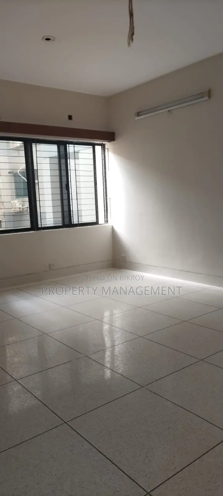 2500Sqft Unfurnished Apartment Rent 3Bed 4Bath Gulshan1 Nice View