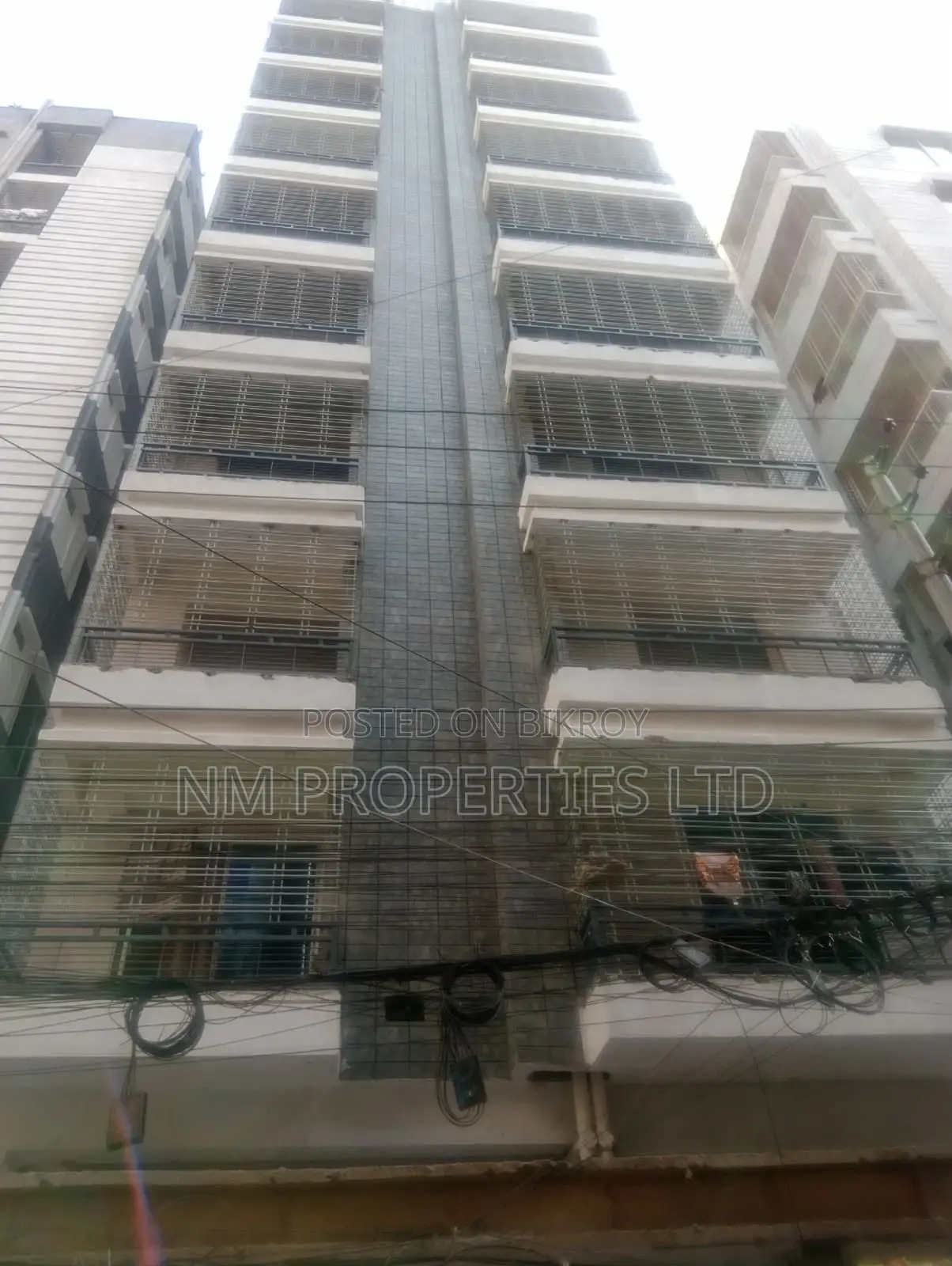 ১৬০০ বর্গফুটে রেডি ফ্লাট বিক্রয় করা হবে