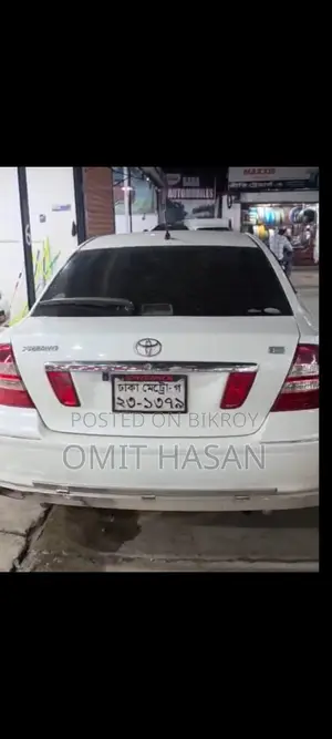 Toyota Premio . 2003
