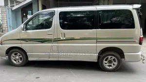 Toyota Hiace 2002
