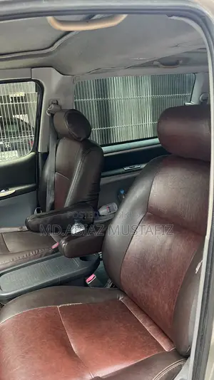 Toyota Hiace 2002