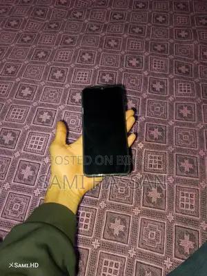 Realme (Used)
