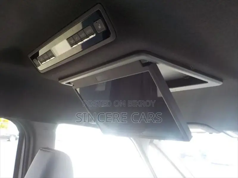 Toyota Noah SZ HYB 4.5POINT 2024