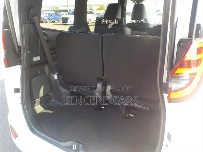 Toyota Noah SZ HYB 4.5POINT 2024