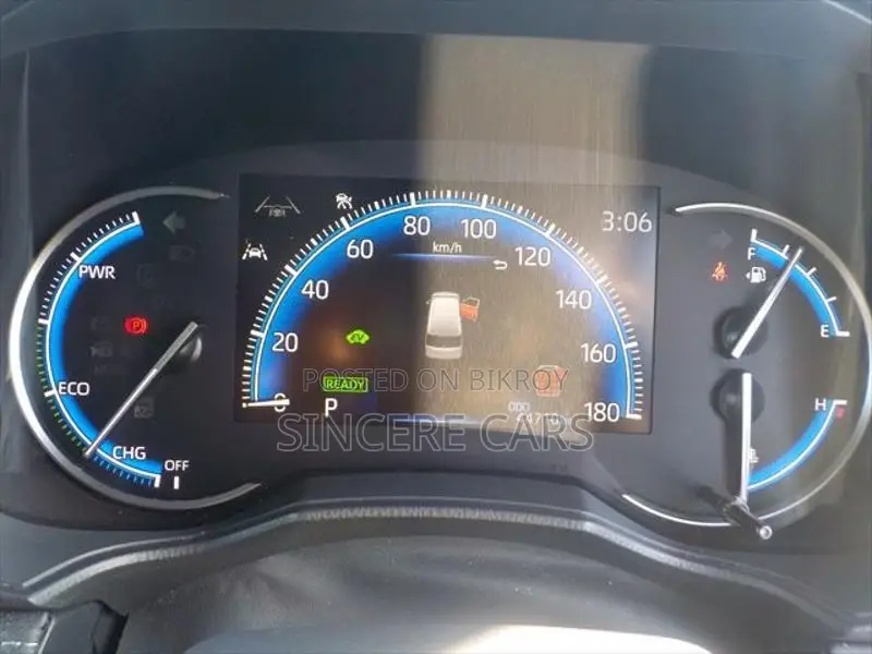 Toyota Noah SZ HYB 4.5POINT 2024