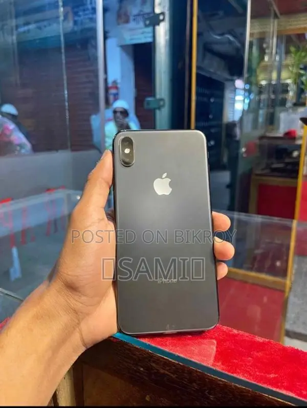 Apple iPhone XS Max (Used)