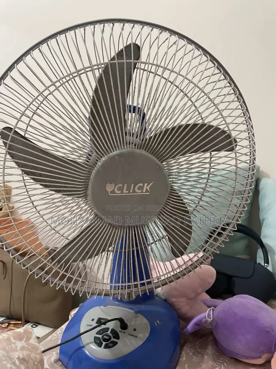 Rechargeable table fan