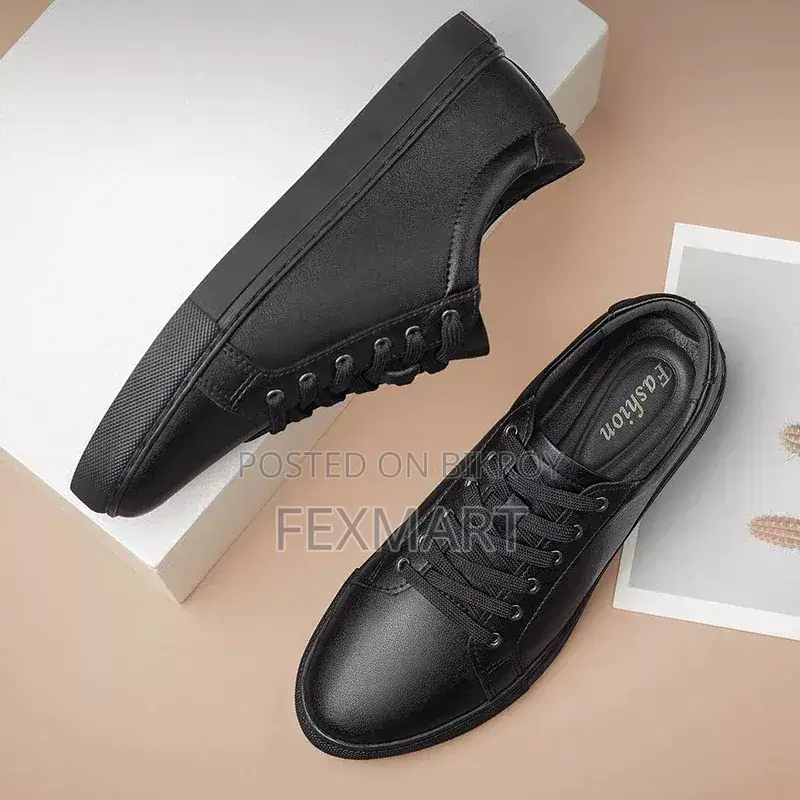 Dark Black Sneakers (Fb)
