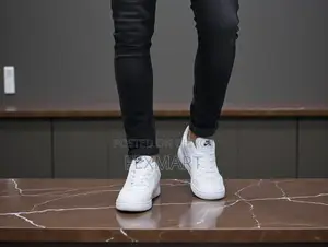 Aura White Sneakers ( Ads-43)