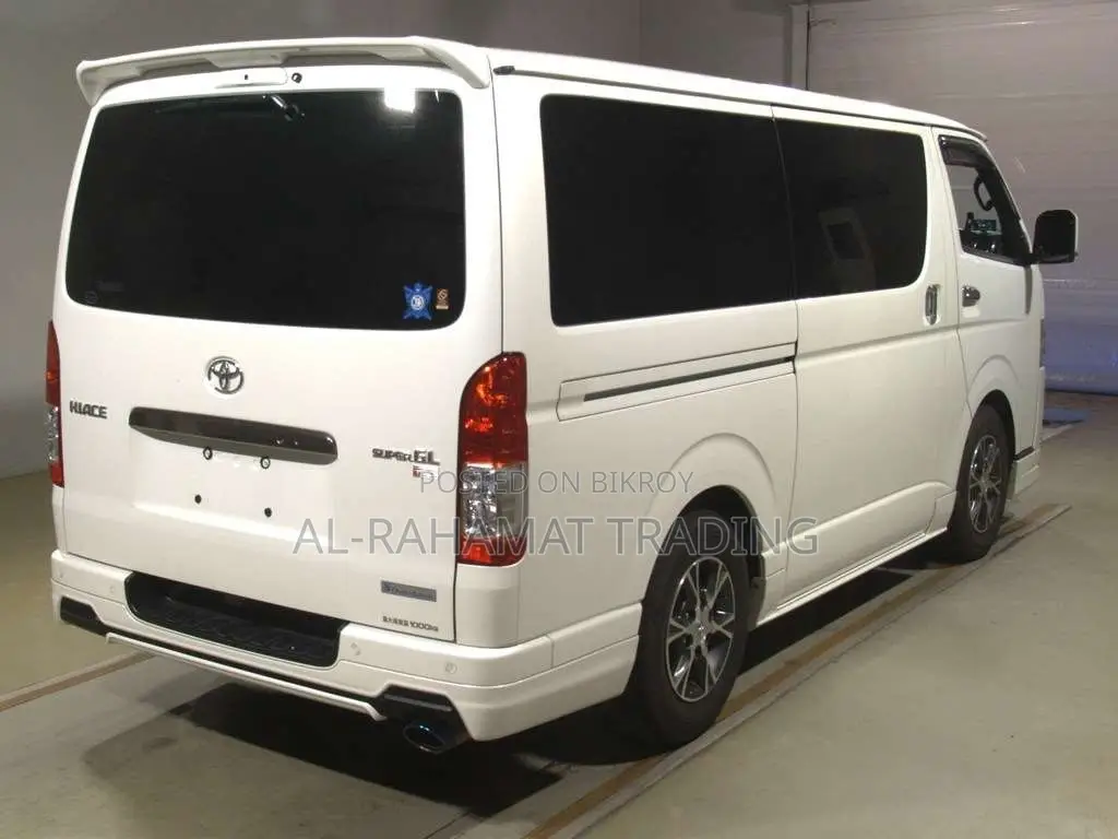 Toyota Hiace SGL DPS2 MODELLISTA 2021