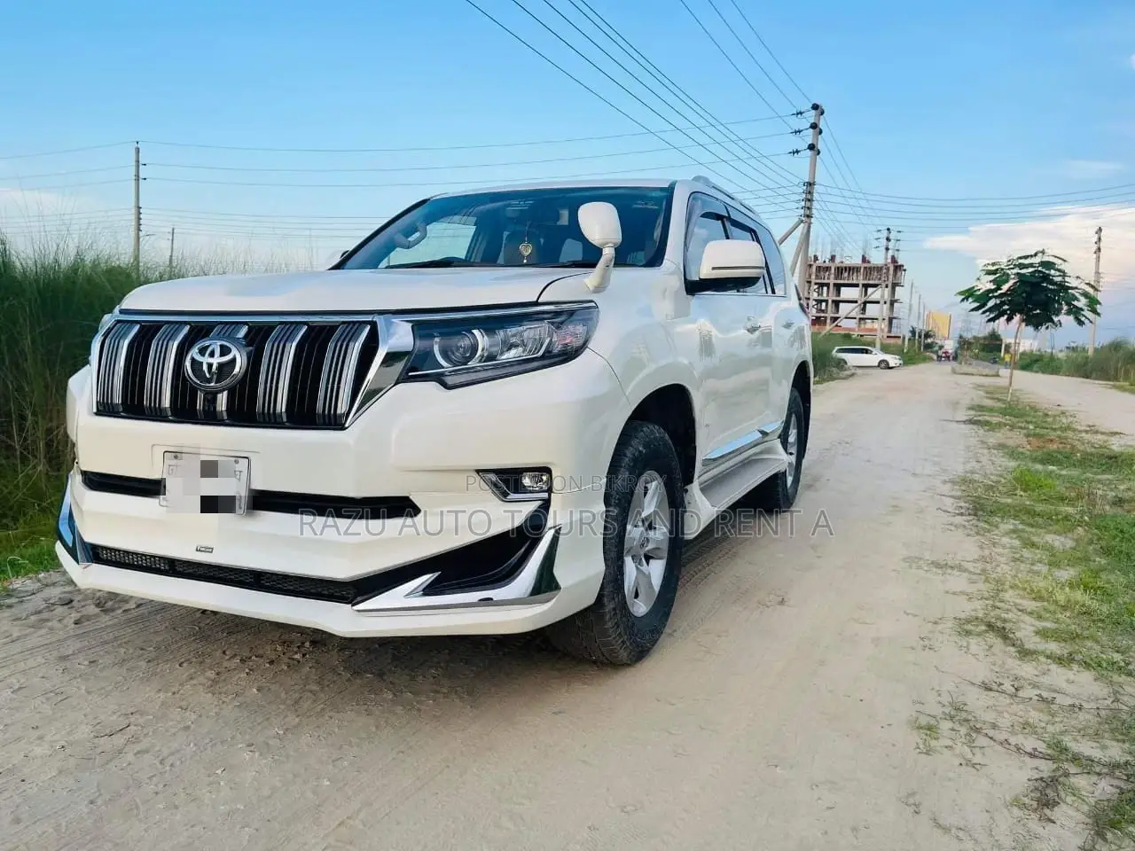Land Cruiser Prado For Rent