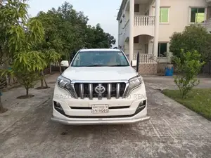 Land Cruiser Prado Rent For Wedding