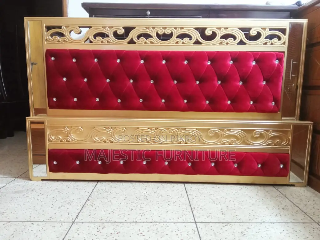 BED GOLDEN MAROON GLASS SETTING 5/7 & 6/7 FEET.