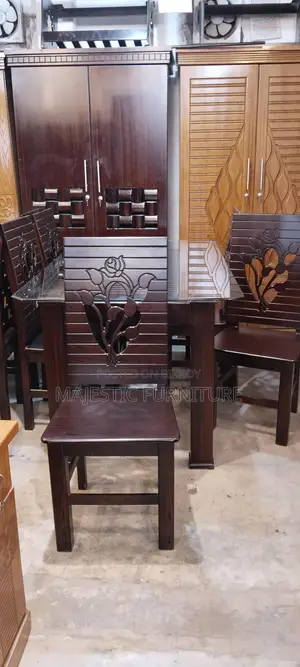 NEW DAINING SET. M # 4172
