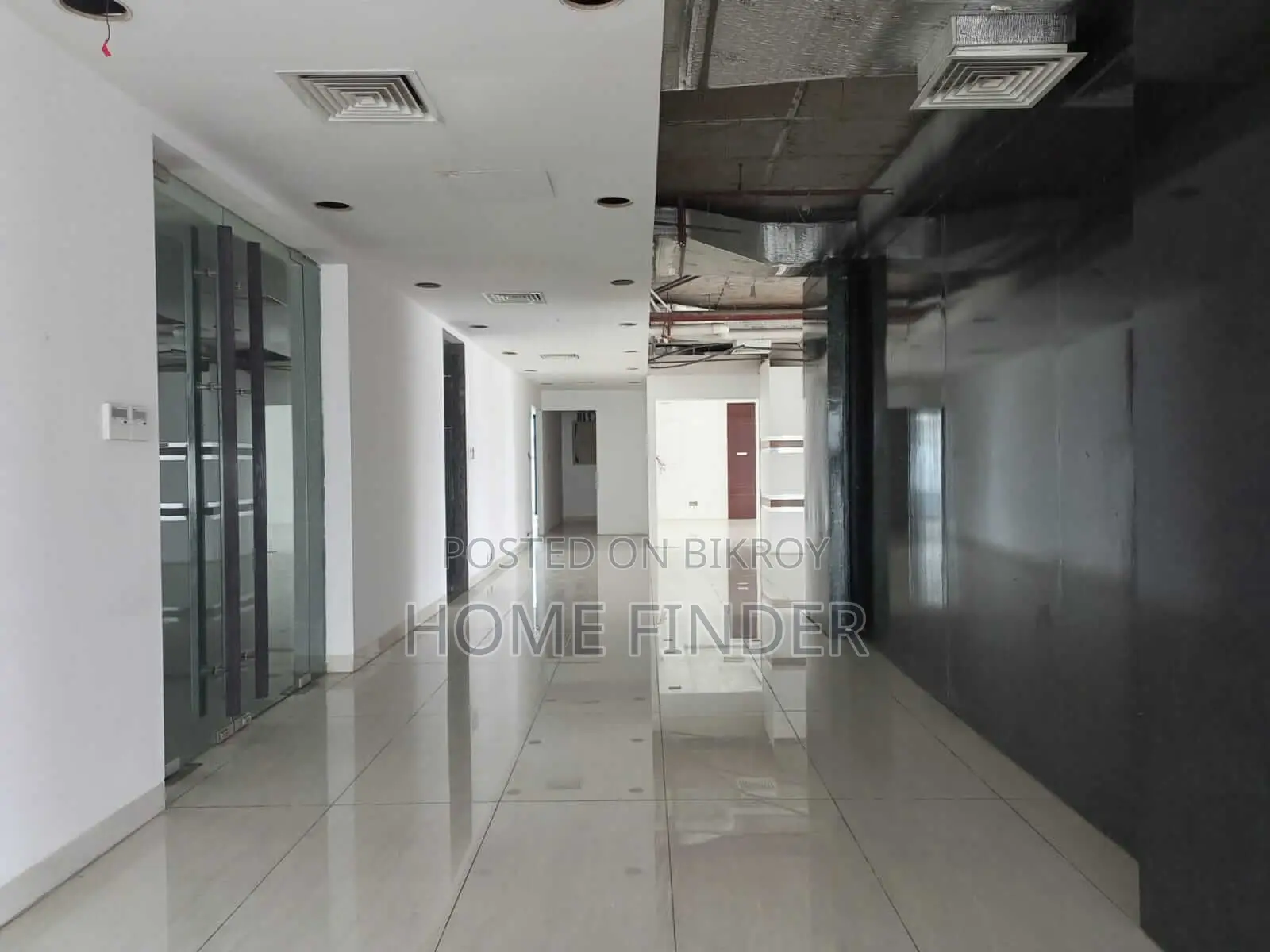 Luxurious 8000 Sqft Commercial Floor Rent in Gulshan Avenue