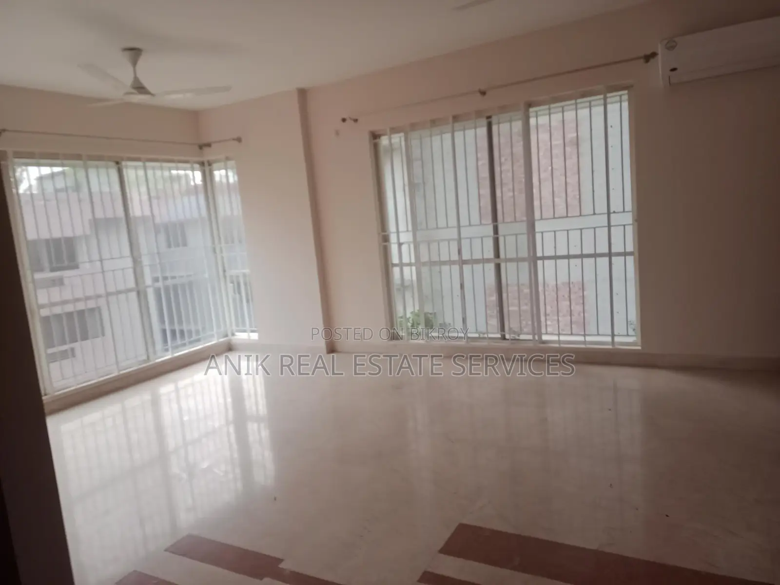 Good Quality Semi Farnised Flat Rent At Gulshan North