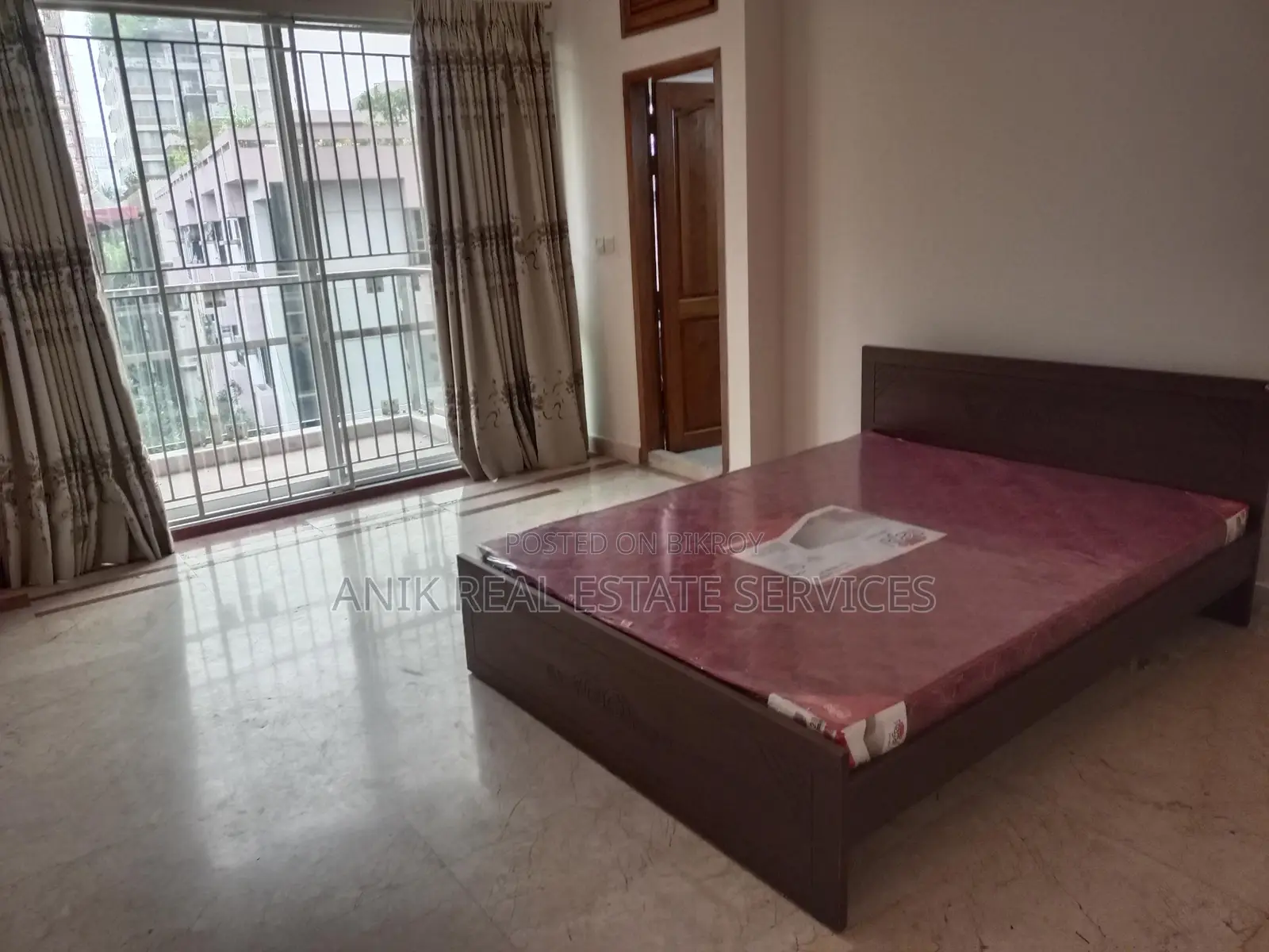 Good Quality Semi Farnised Flat Rent At Gulshan North
