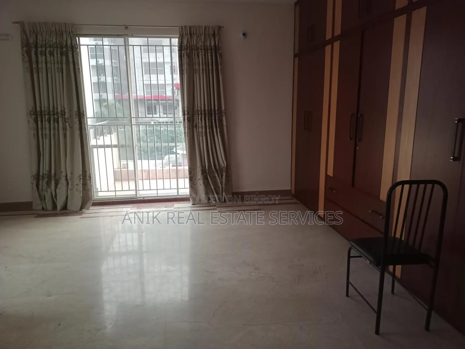 Good Quality Semi Farnised Flat Rent At Gulshan North
