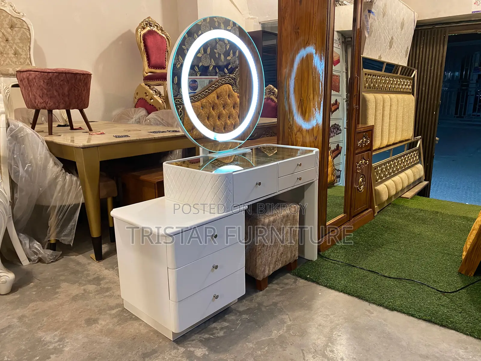 Home decor round mirror dressing table design