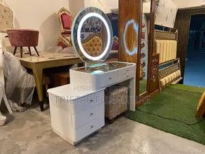 হোম ডেকোর রাউন্ড মিরর ড্রেসিং টেবিল ডিজাইন
