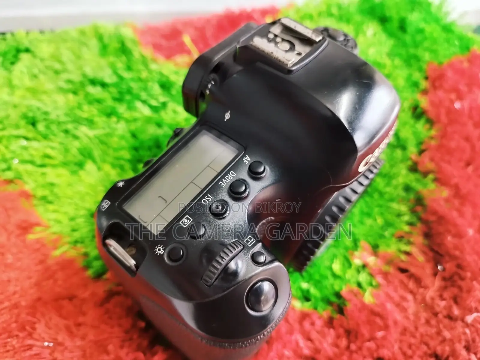 Canon 6D Mark II body full box