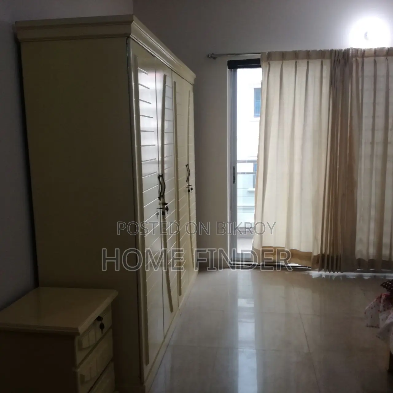 FULL FURNISHED 2220 SQFT FLAT RENT IN GULSHAN