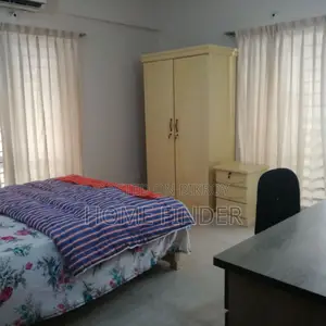 গুলশানে ২২২০ বর্গফুটের ফুল ফার্নিশড ফ্ল্যাট ভাড়া হবে