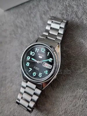 আমাদের ফেসবুক পেজ "VINTAGE WATCHES BD" ভিজিট করুন