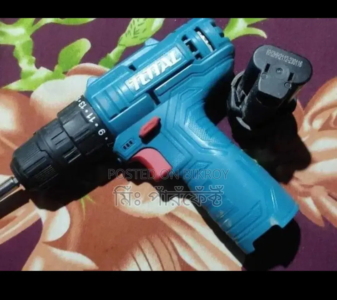 ড্রিল মেশিন