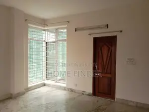 2600 Sqft furnished Flat Rent in Gulshan 2