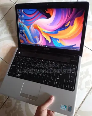 DELL Full Fresh Laptop, 3GB RAM, (Courier delivery available nationwide)