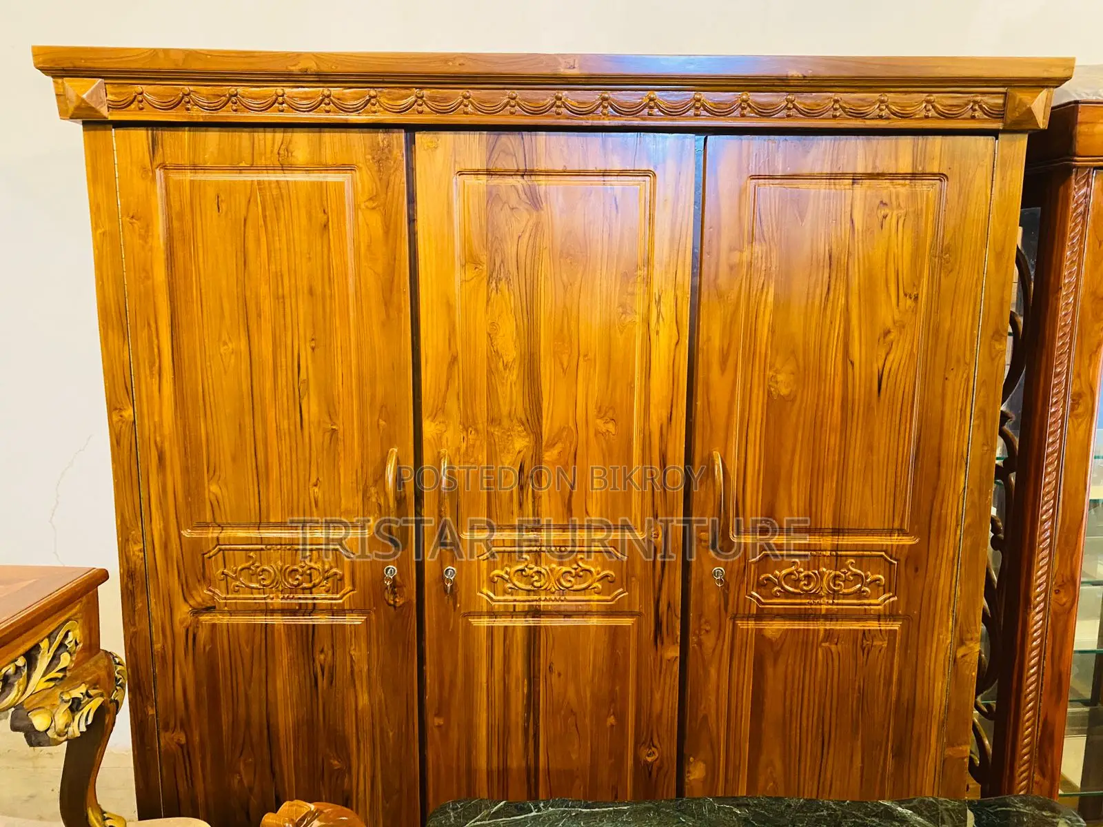 3 Door Wooden Almirah