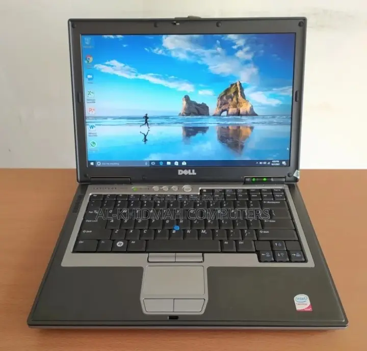 DELL Core 2 Duo ল্যাপটপ (উইন্ডোজ ১০ প্রো রানিং, ১৪" ডিসপ্লে)।