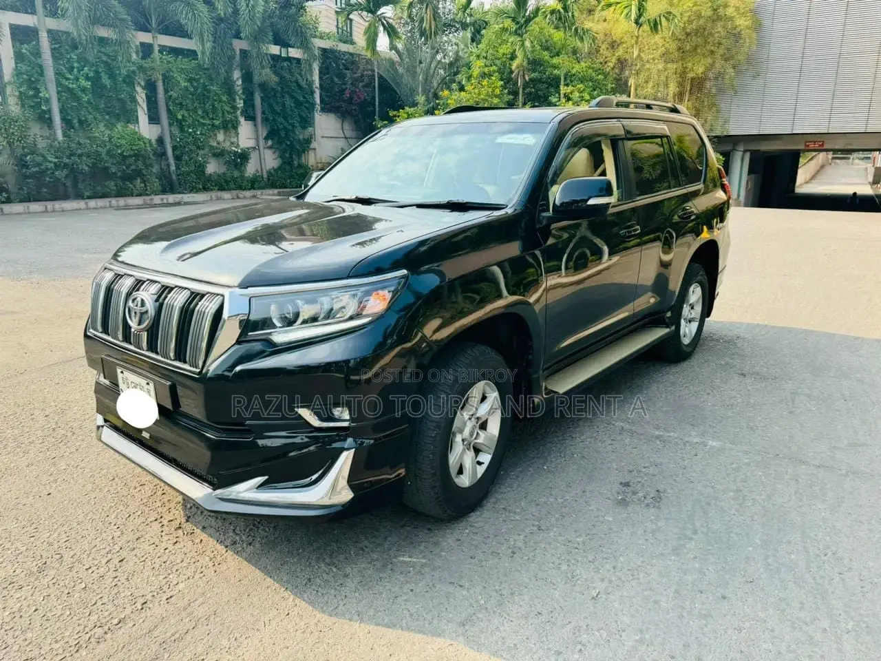 ভাড়ার জন্য ল্যান্ড ক্রুজার প্রাডো